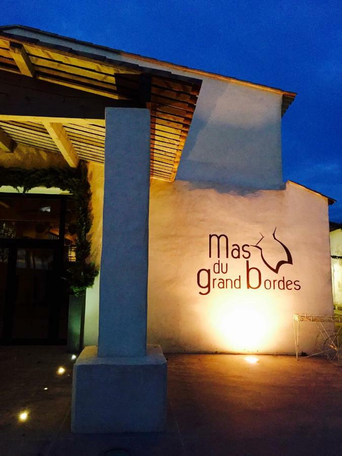 Bed and Breakfast Mas Du Grand Bordes Saint-Laurent-dʼAigouze Exterior foto